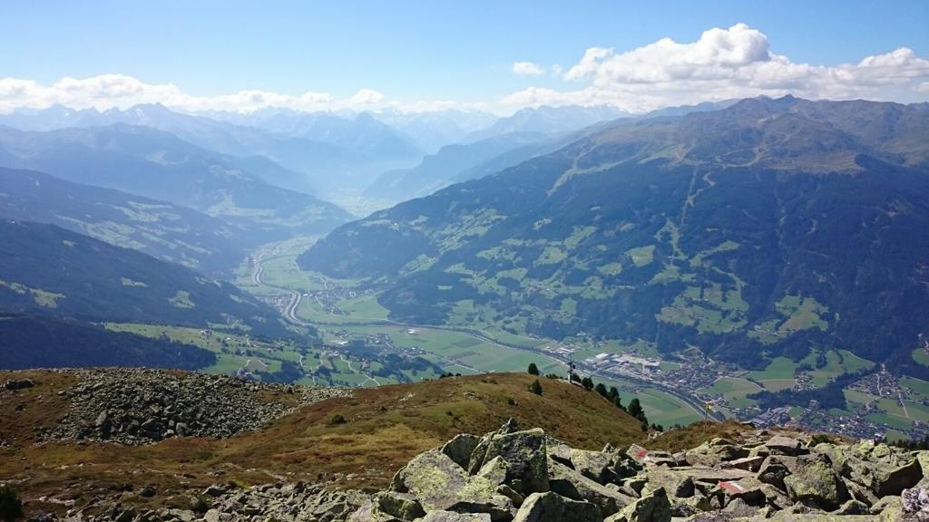 Hotel Gästehaus Rieser Ried im Zillertal Exterior foto