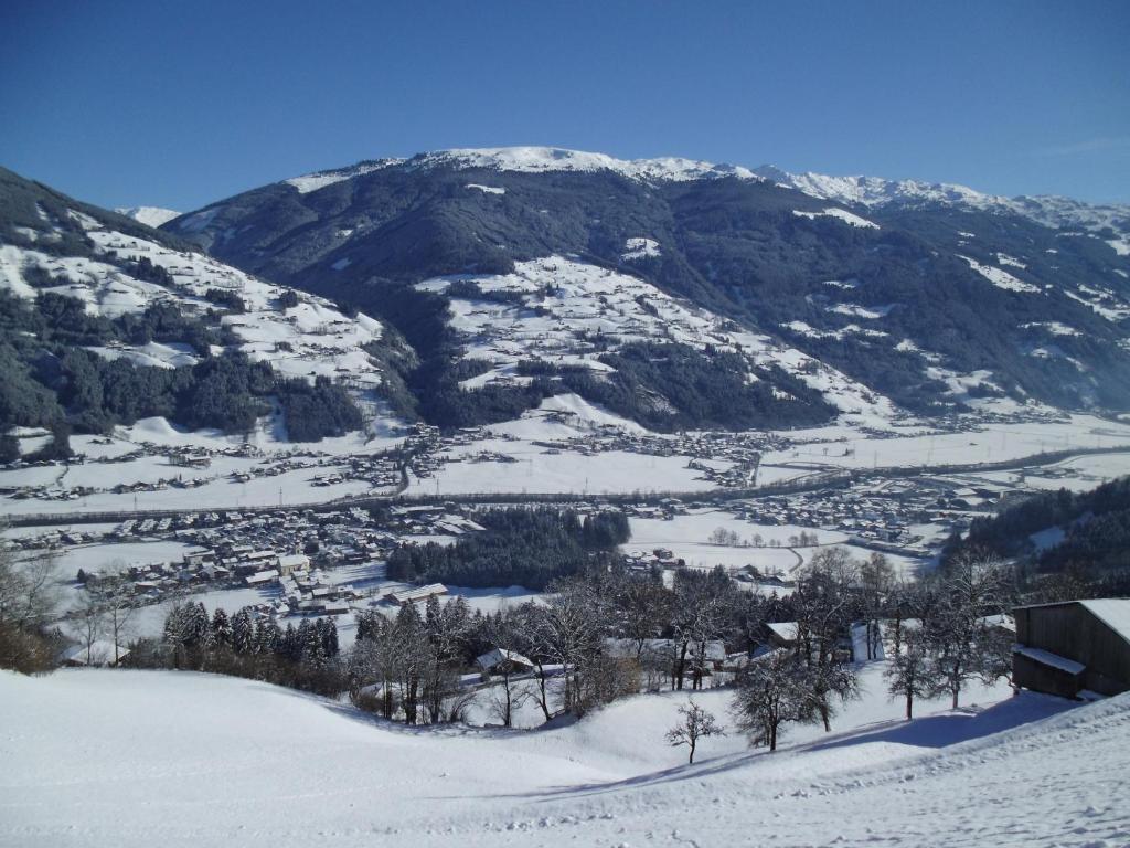 Hotel Gästehaus Rieser Ried im Zillertal Zimmer foto